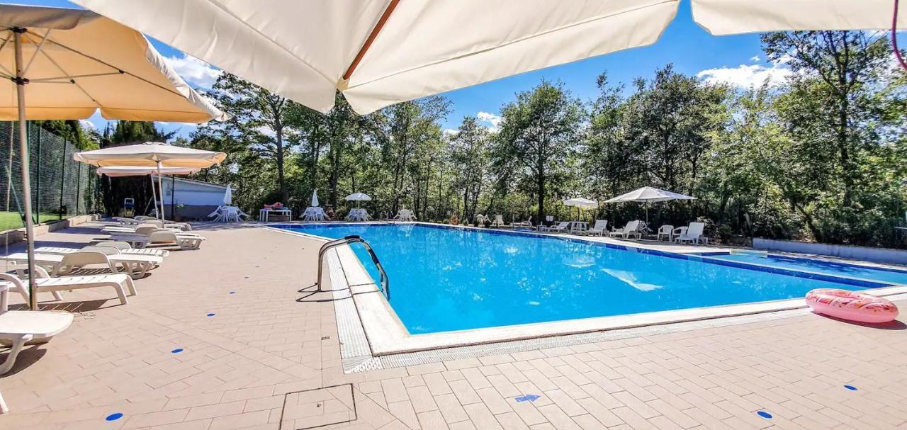 Villa Bog - Villa Con Piscina E Campo Da Tennis Piegaro  Bagian luar foto